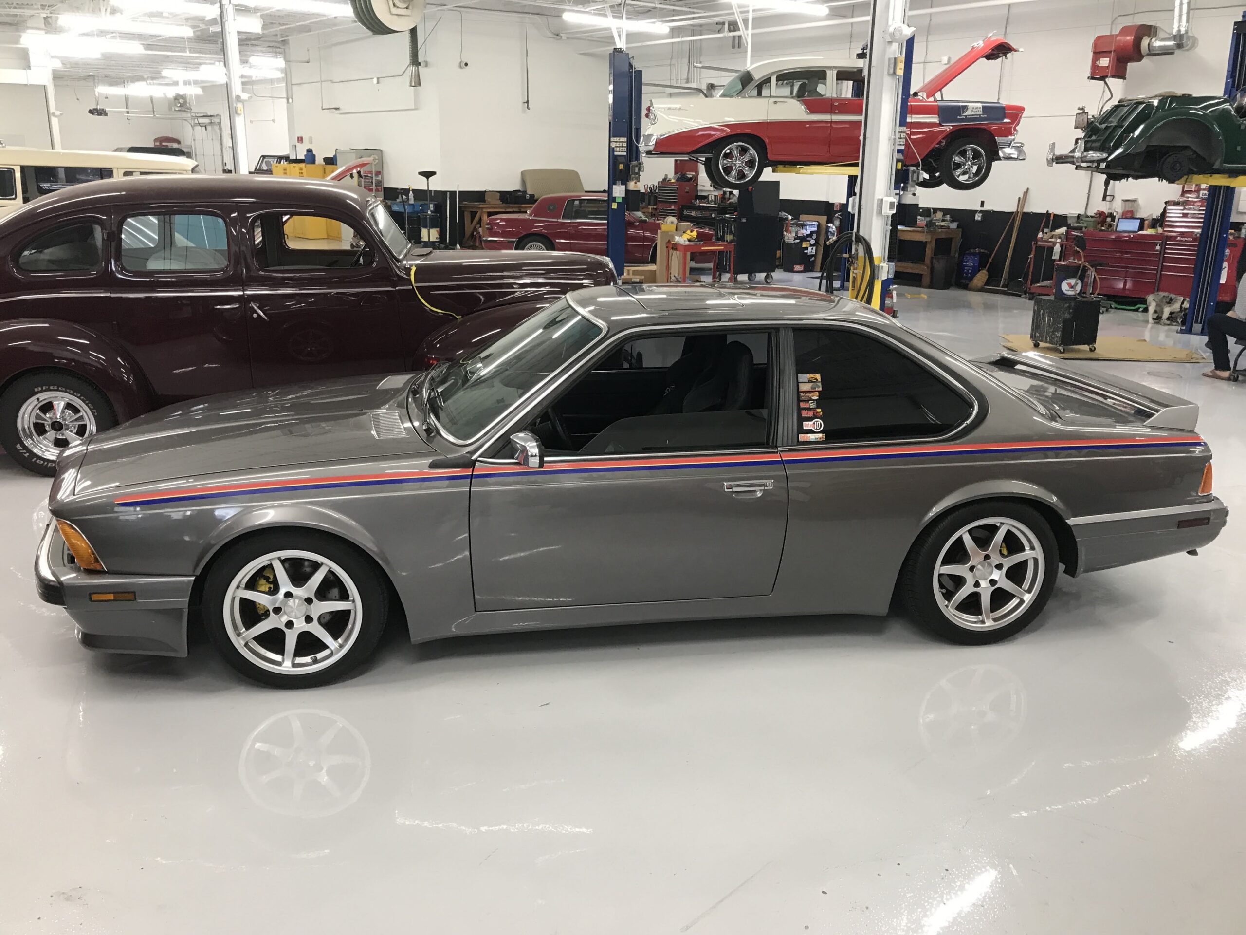 BMW001 “Technician replacing BMW brake components”